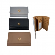 ПОРТМОНЕ ДАМСКО СРЕДНО С ЕМБЛЕМА V 16*10см