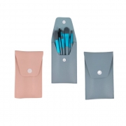 ЧЕТКИ ЗА ГРИМ 8бр.В НЕСЕСЕР 13х8см.